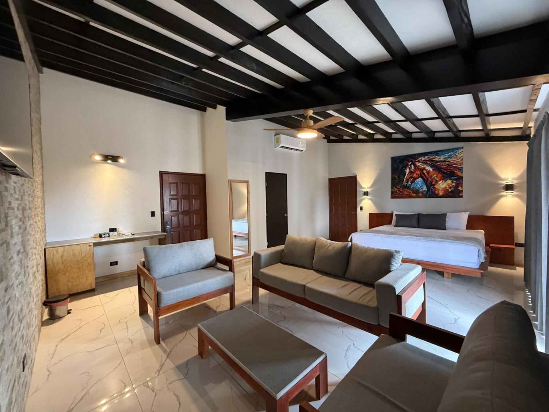 Hotel Tesoro Beach San Luis la Herradura Exterior foto